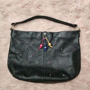 Elegant Black Leather Shoulder Bag